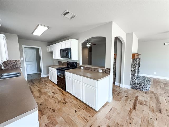 Building Photo - 10929 Hawks Landing Rd