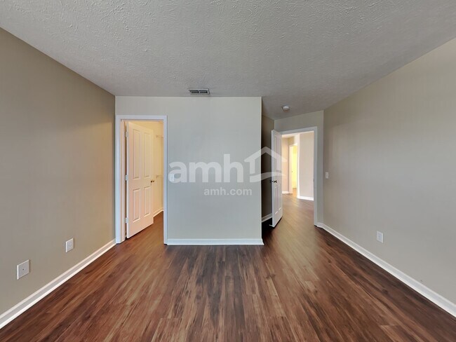 Building Photo - 3427 Talavera Dr