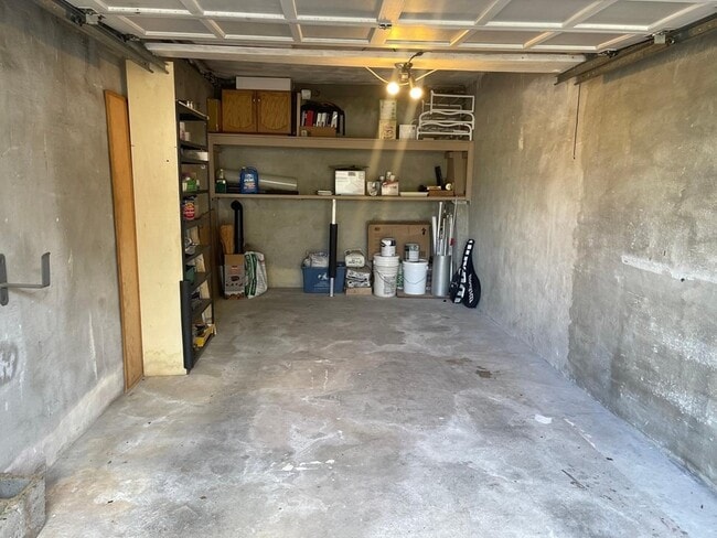 Building Photo - 84 Langley Rd