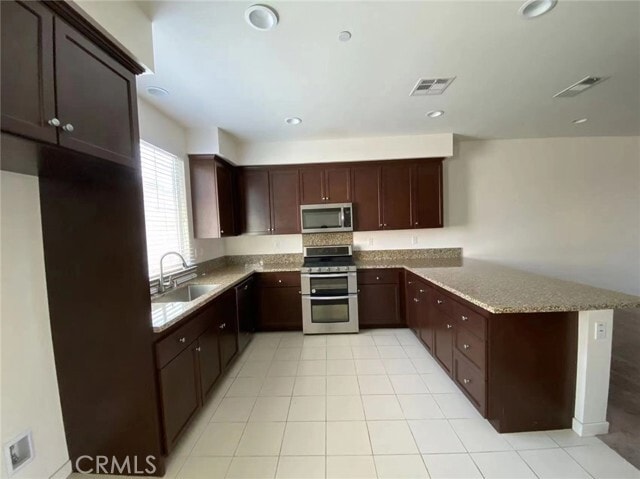 Building Photo - 2725 Crimson Wy