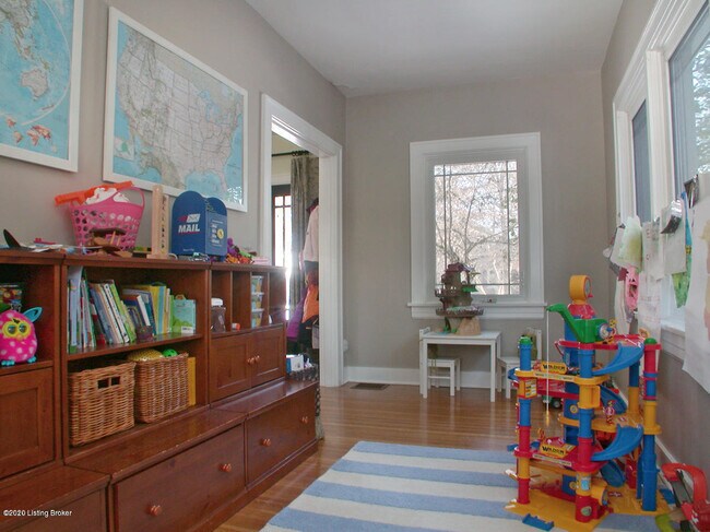 Building Photo - 2316 Carolina Ave