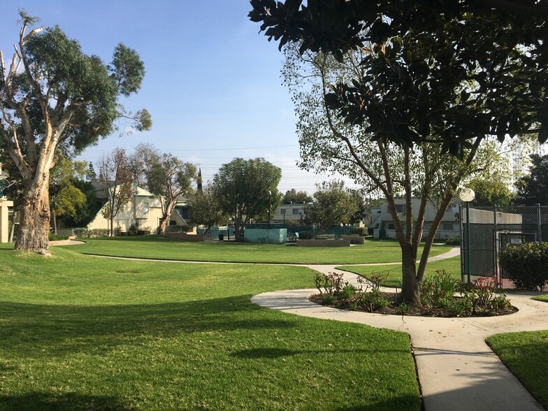 Building Photo - 18526 Mayall St