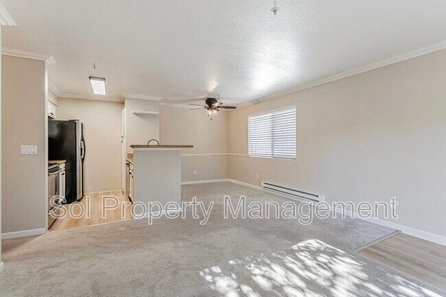 Building Photo - 41 Grandview St