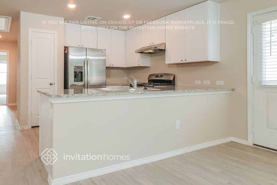 Building Photo - 13714 Bucket Way