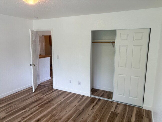 Building Photo - Beautiful 3 Bedroom Lacey House for Rent!