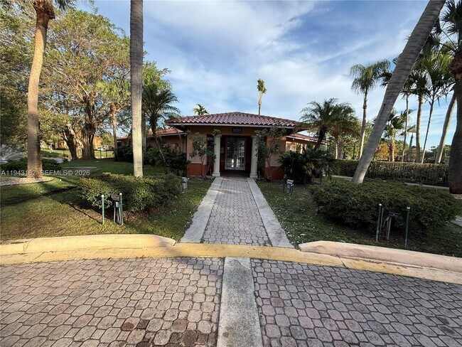 Building Photo - 10773 Cleary Blvd