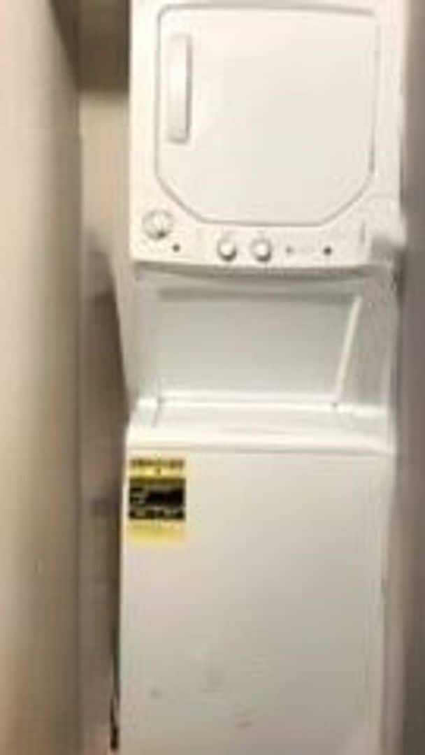 Building Photo - Private Rental Unit in lower level of Litt...