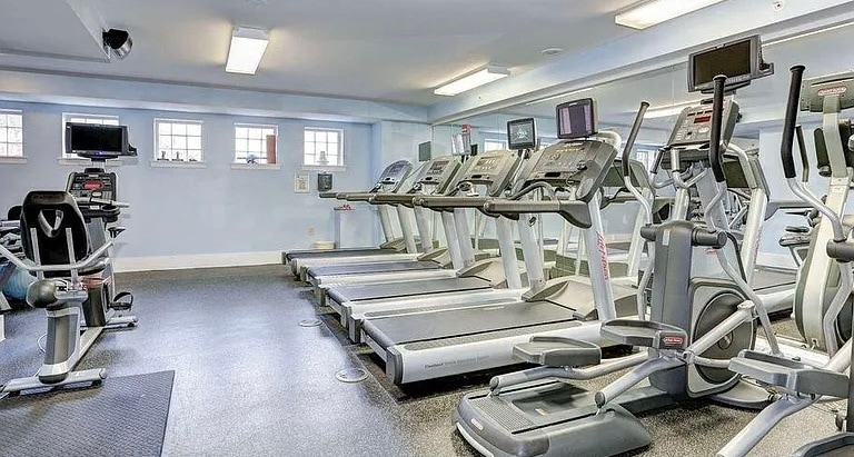 Building Photo - 555 Massachusetts Ave NW