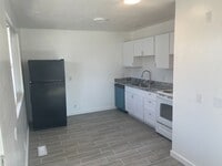 Building Photo - 1142-1144 W 700 S