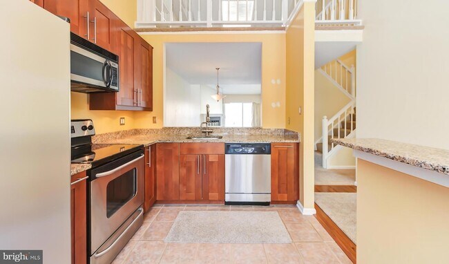 Building Photo - 2810 Yarling Ct