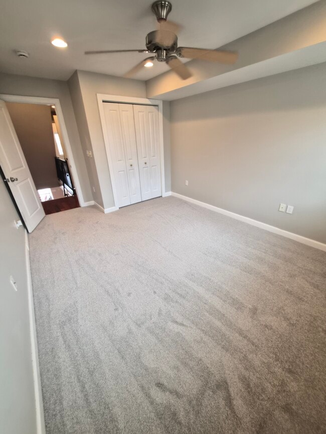 Building Photo - 501 E Fort Ave