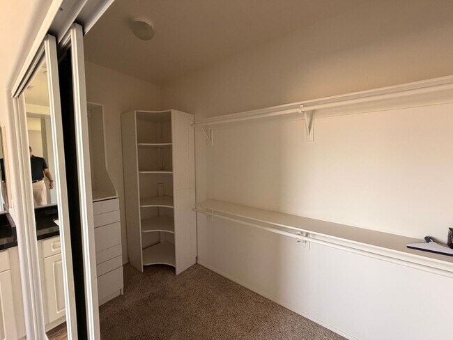 Building Photo - 2872 La Plata Dr
