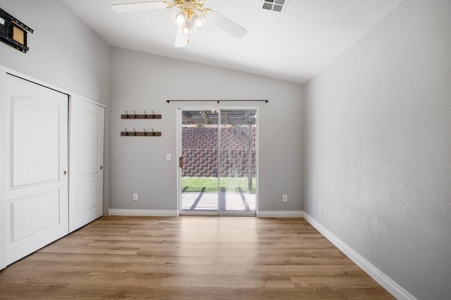 Building Photo - 146 S 1930 W