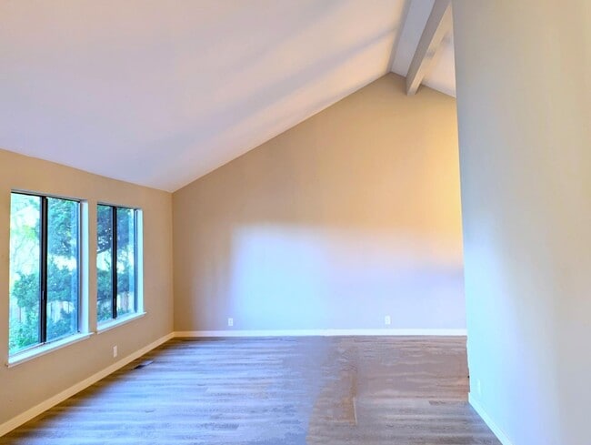 Building Photo - 6525 Idlewild Ct