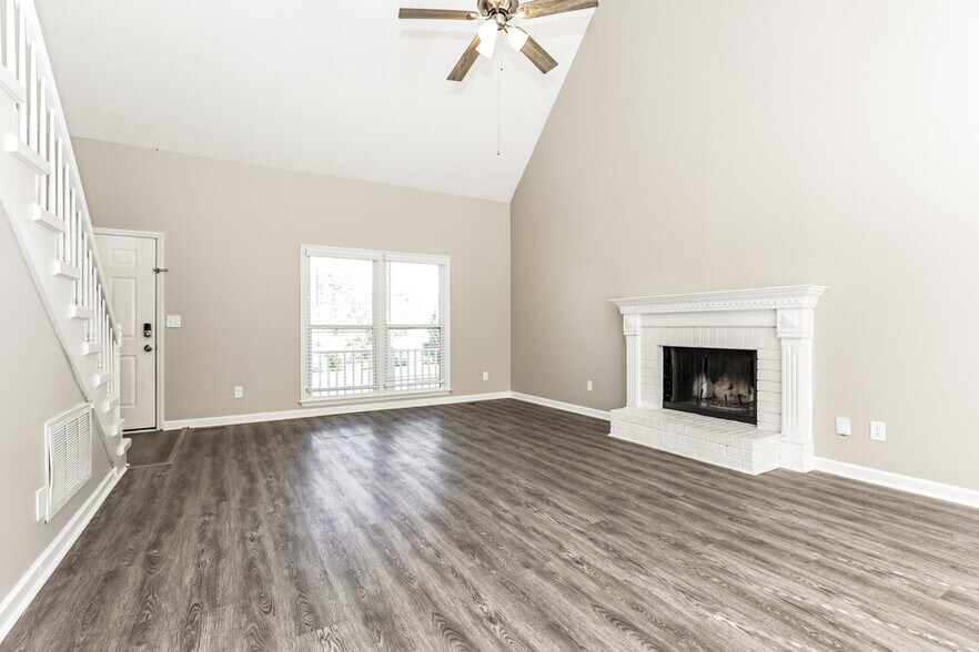 Building Photo - 109 St Michaels Ln