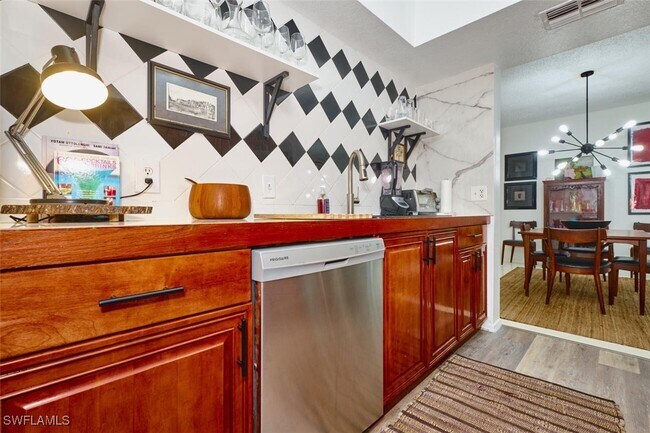 Building Photo - 109 Tuscana Ct