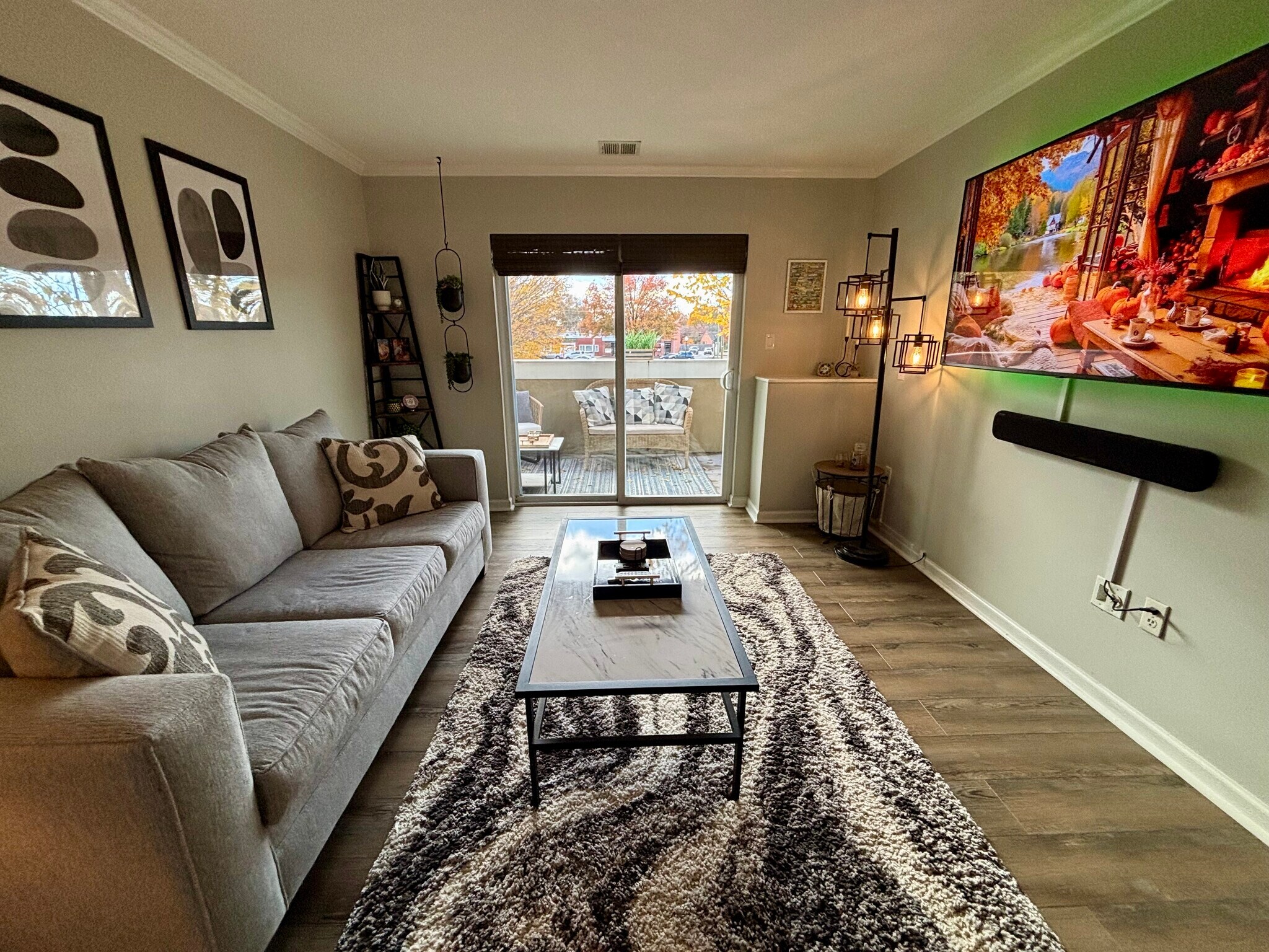 Building Photo - 34 Schoolhouse Dr