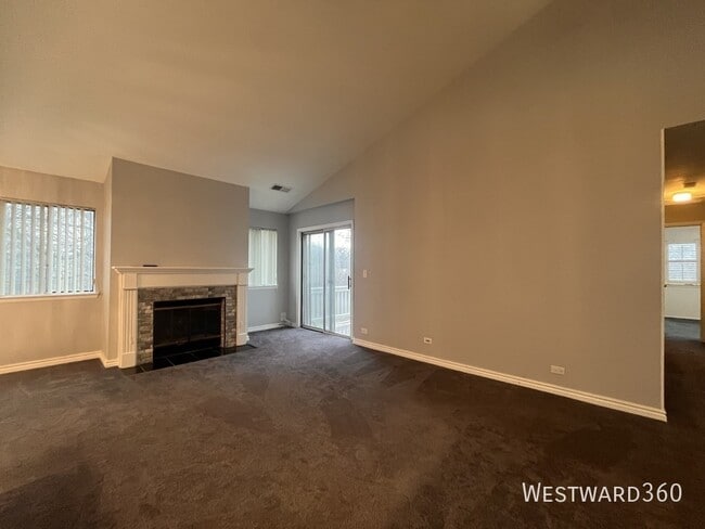 Building Photo - 1587 Stonehill Ct