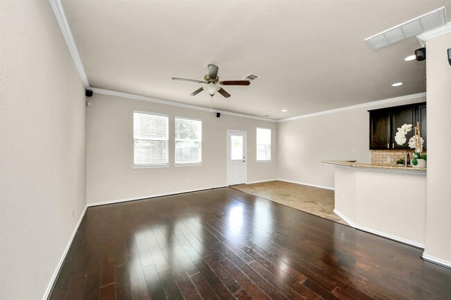 Building Photo - 6427 Densberry Ln