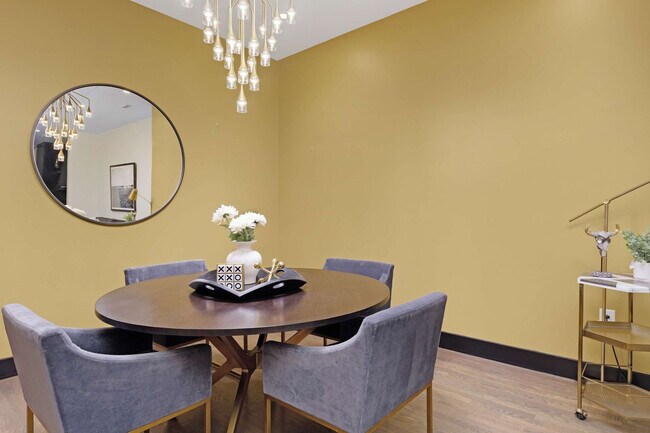 Building Photo - 126 2nd Ave N