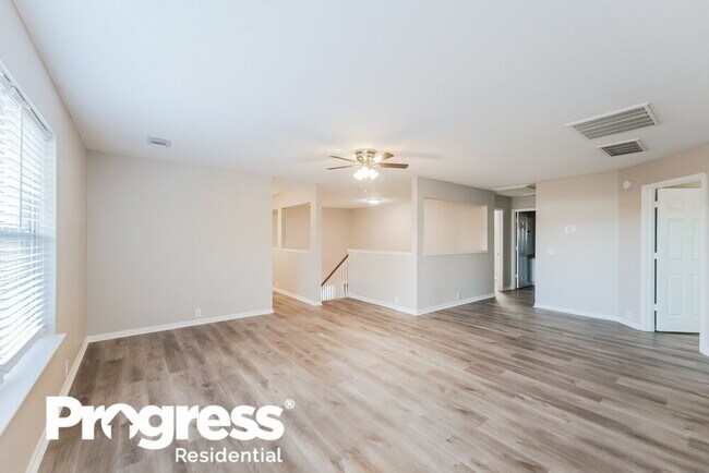 Building Photo - 17506 Hoover Gardens Dr