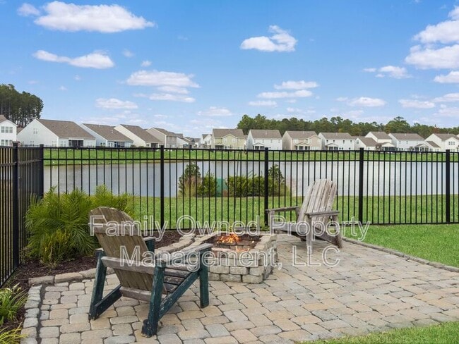 Building Photo - 242 Dunlin Dr