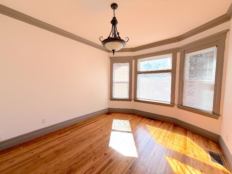 Building Photo - 2426 Beals St