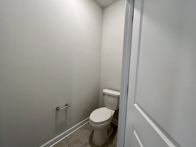 Building Photo - 25017 Westwick Ln