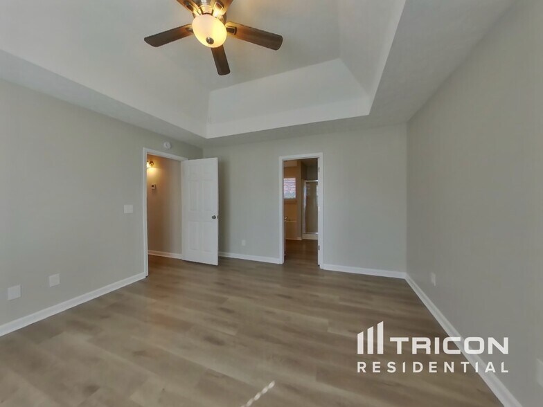 Building Photo - 3204 W Yorkshire Ct