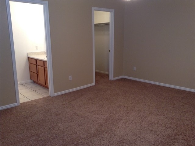 Building Photo - 555 E 700 N