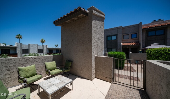 Building Photo - 2615 Hayden Rd