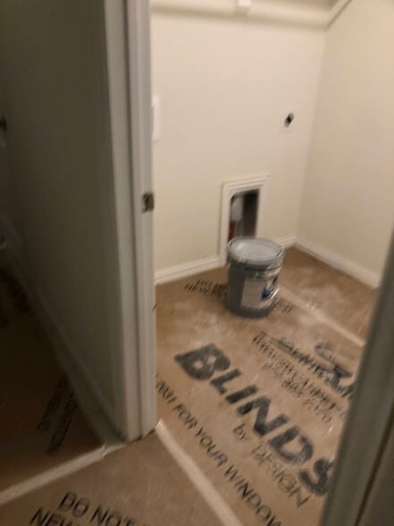 Building Photo - 6214 Heron Dr