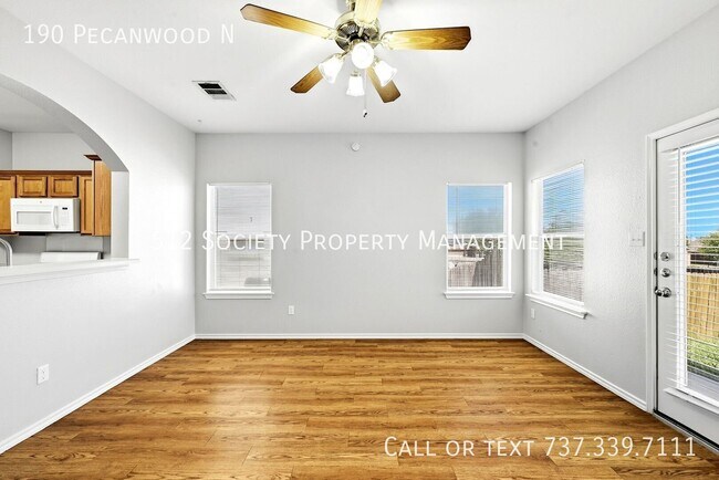 Building Photo - 190 Pecanwood N