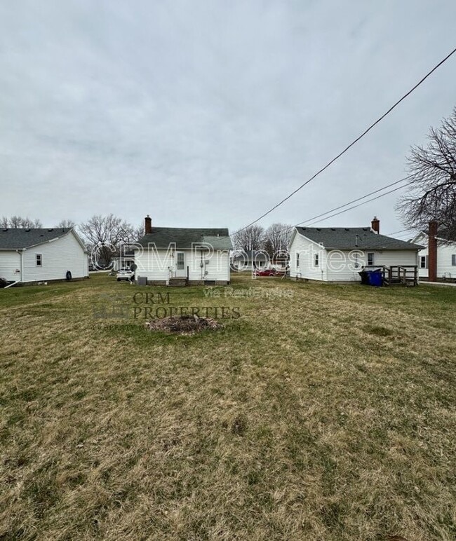 Building Photo - 1526 S Union St