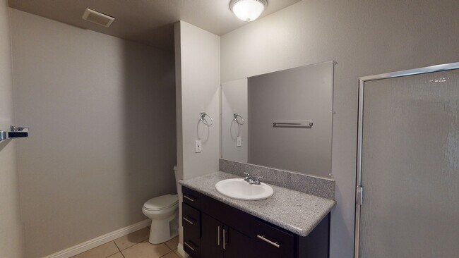 Building Photo - Crestmont PIace