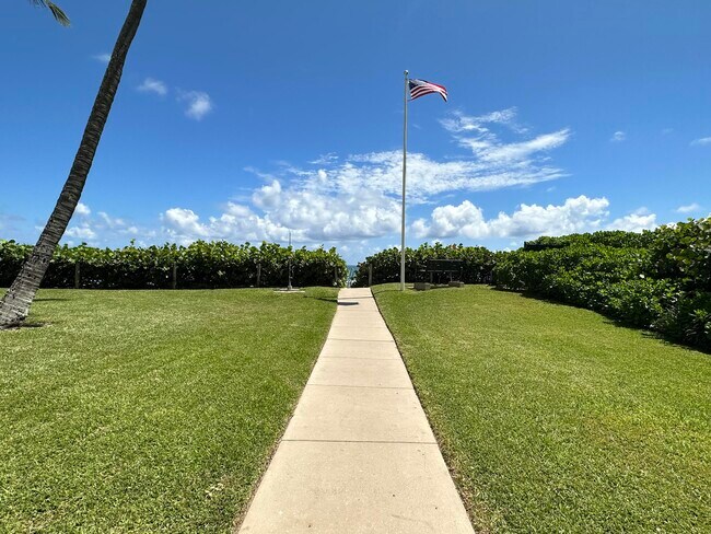 Building Photo - 5480 N Ocean Dr