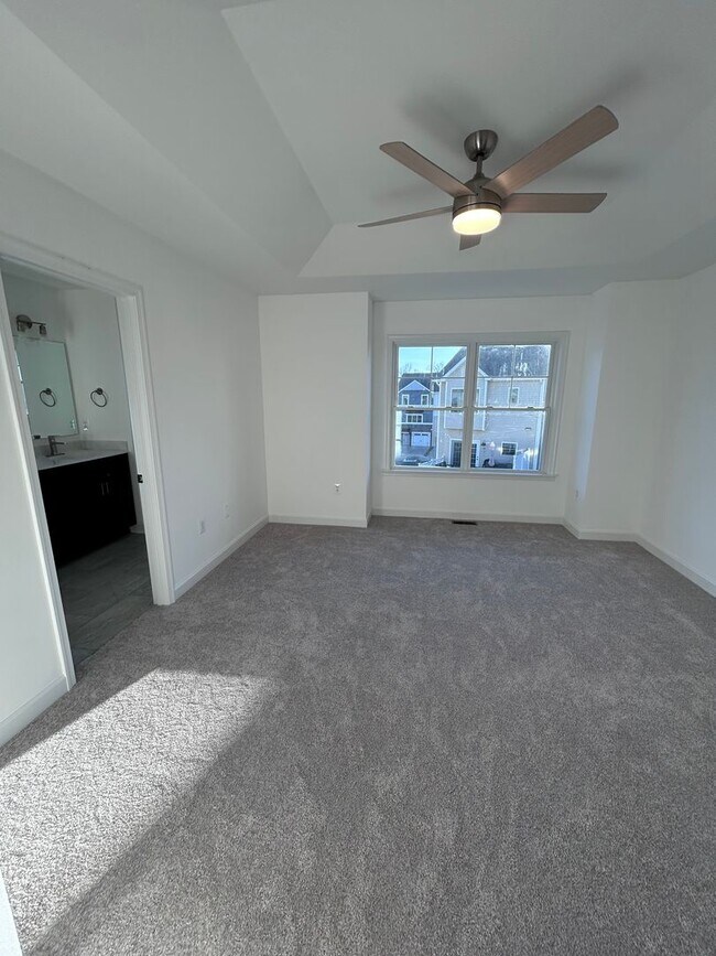 Building Photo - Brand New Luxury 4-Bedroom Townhome with a garage at The Townes at Congers Creek – Phase 3