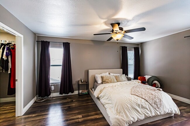 Building Photo - 2 Master Bedrooms