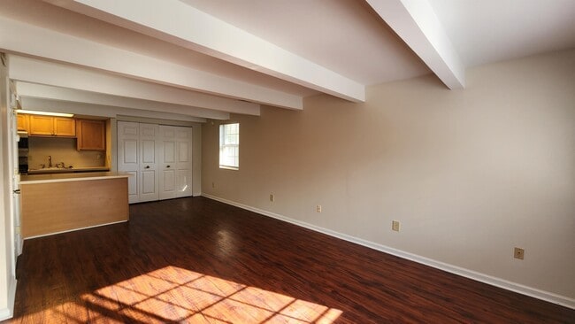 Building Photo - 1421 Wabash Ave