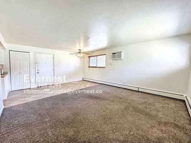 Building Photo - 2-Bedroom, 1-Bathroom Apartment in a Conve...