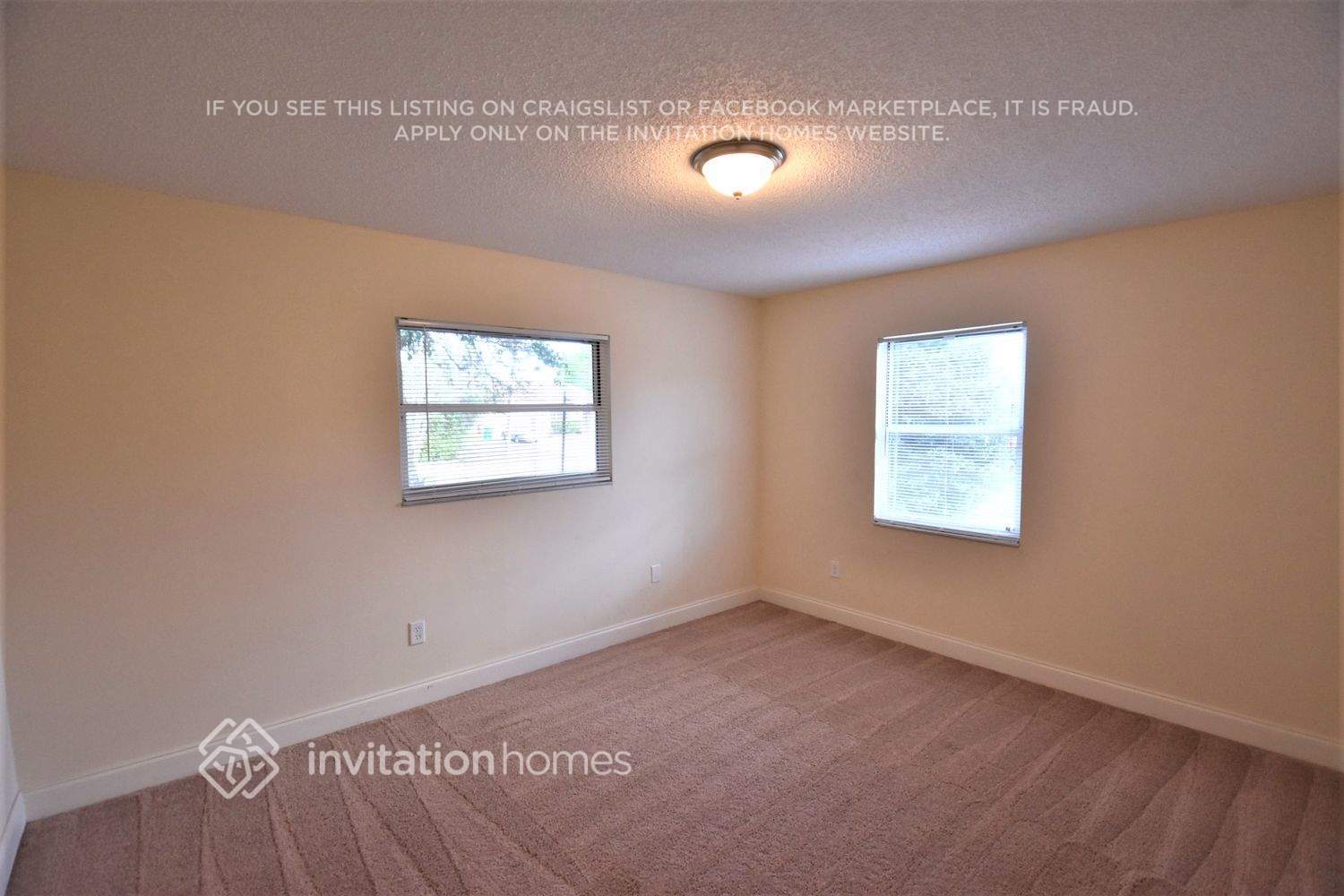 Building Photo - 1469 Coronet Dr