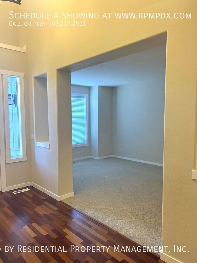 Building Photo - 15355 SW Greenfield Dr