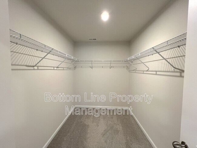 Building Photo - 12003 Gambrell Dr