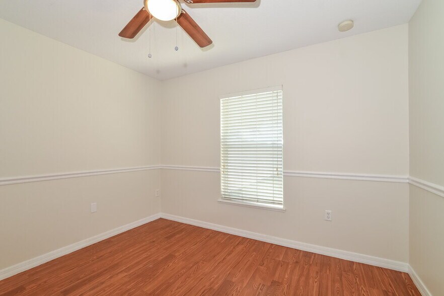 Building Photo - 4870 Preserve Blvd