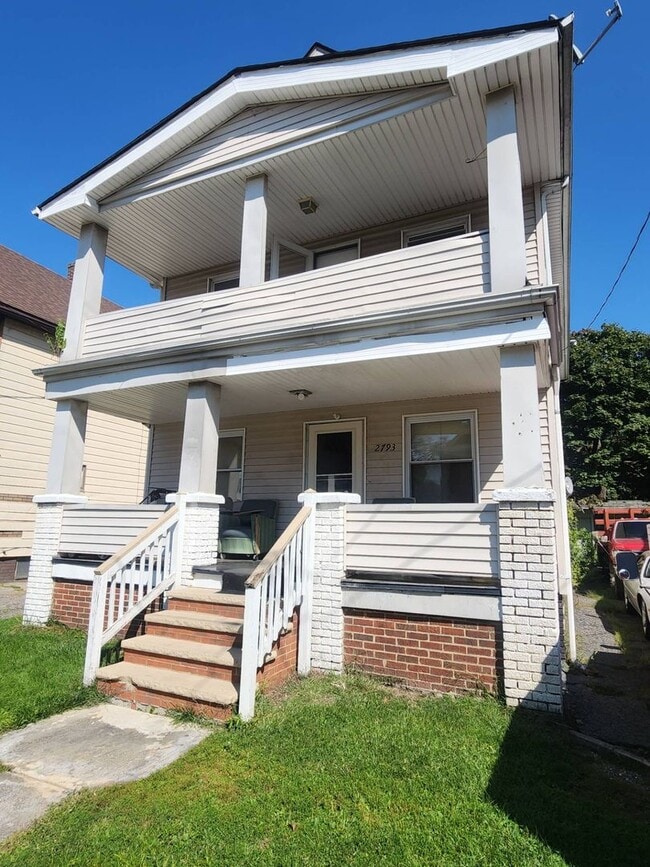 Building Photo - 2793 E 125th St