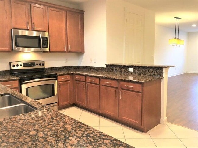 Building Photo - 810 Marina Del Ray Ln