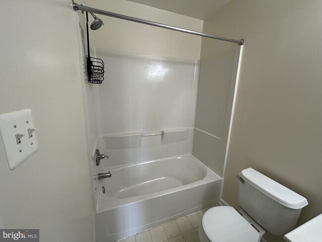 Building Photo - 10458 Damascus Park Ln