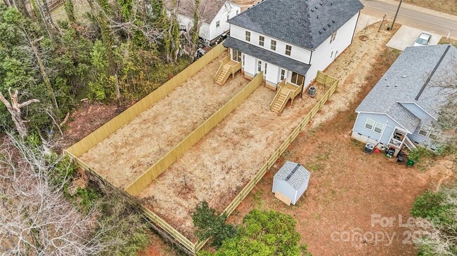 Building Photo - 2718 Mayfair Ave