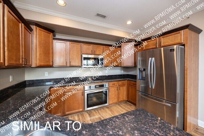 Building Photo - 14105 Airline Ave