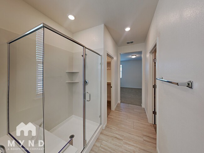 Building Photo - 2172 Brave Hawk Loop